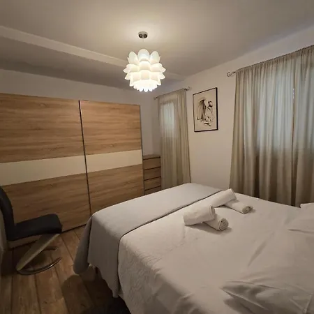 Braavos Apartments Sibenik Deluxe Near Marina Daire Šibenik